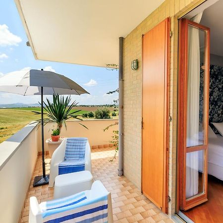 B&B Il Tiglio Porto SantʼElpidio Kültér fotó